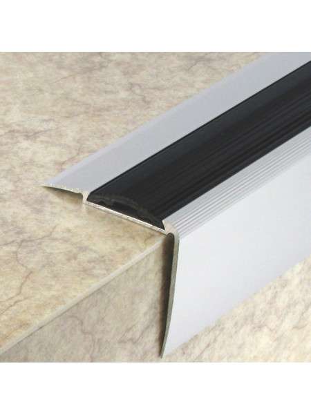 Nez de marche anti-dérapant...